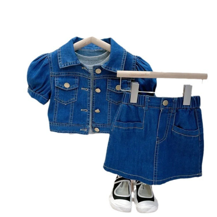 Girls’ Cotton Two-Piece Outfit – Stylish Top & Shorts Set
