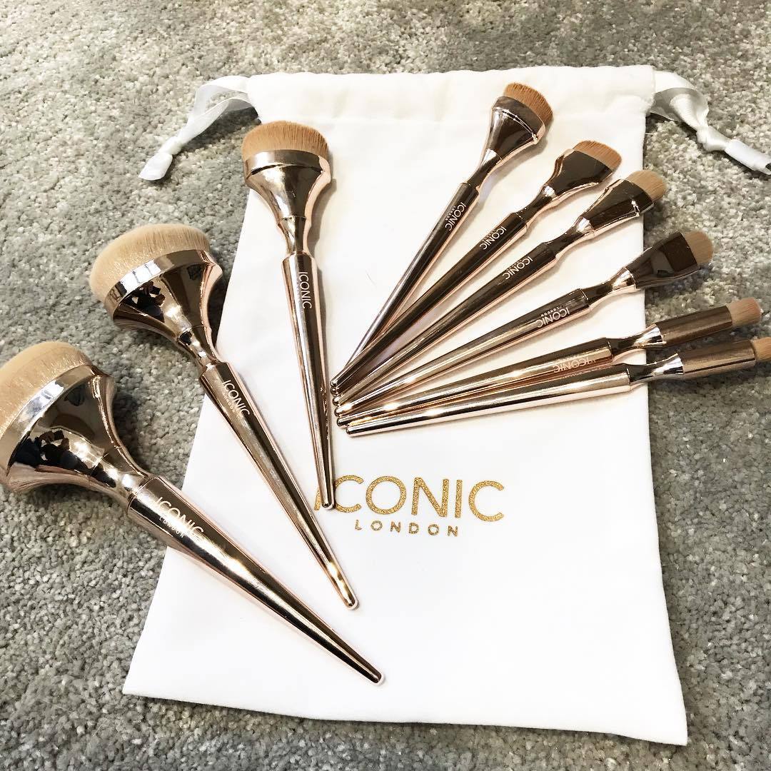 F&R Aurea 9-Piece Golden Brush Set