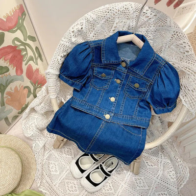 Girls’ Cotton Two-Piece Outfit – Stylish Top & Shorts Set
