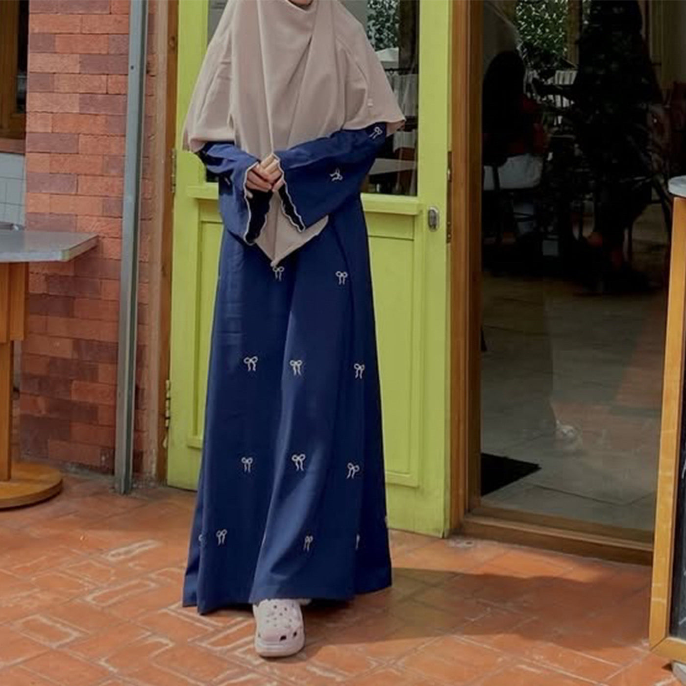 F&R Dubai Middle East Turkey Bowknot Embroidery Dress | Elegant Long Sleeve Robe