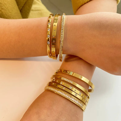 F&R  Zirconia Glow Bangles