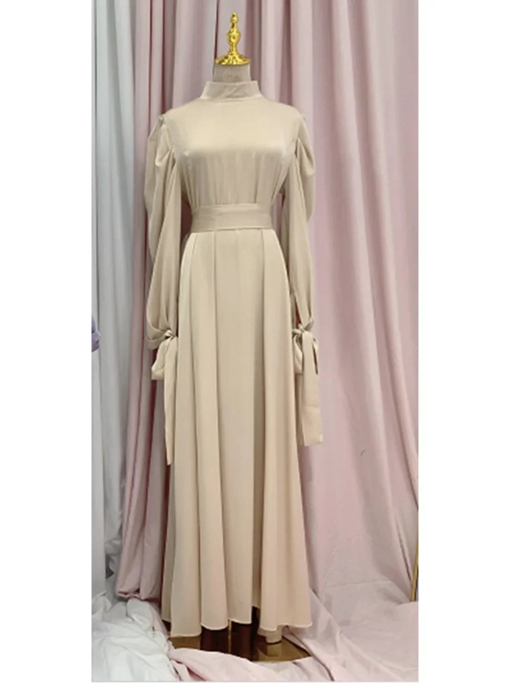 F&R Majestic Grace Abaya