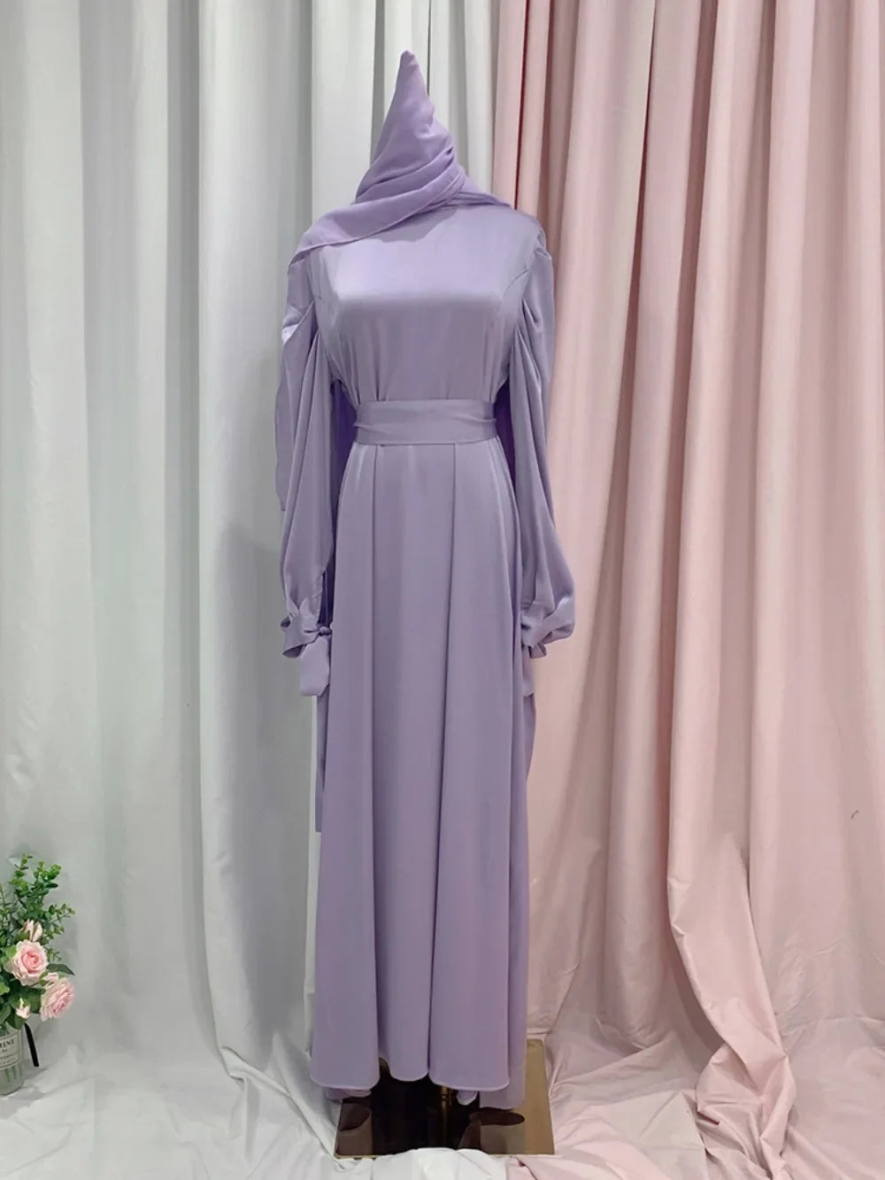 F&R Majestic Grace Abaya