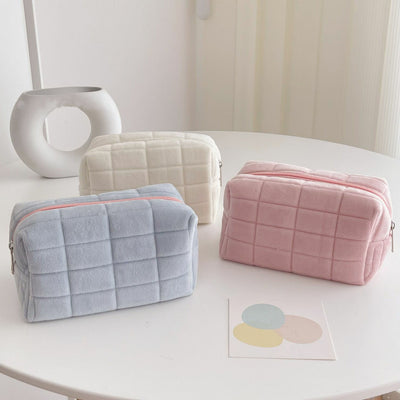 F&R CloudSoft Cube Makeup Bag